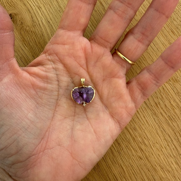 Amethyst Double Heart Pendant 14K with small diamond 💟 - Picture 5 of 8
